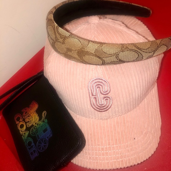 Coach set - Picture 1 of 5